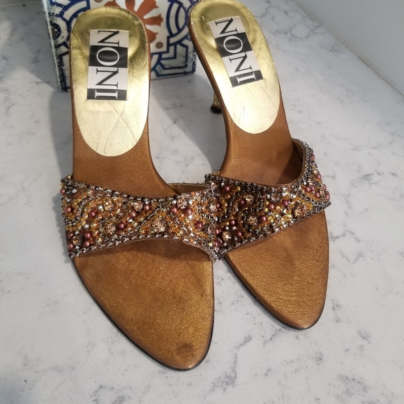 👠 VINTAGE HEELED SANDALS - Picture 3 of 10